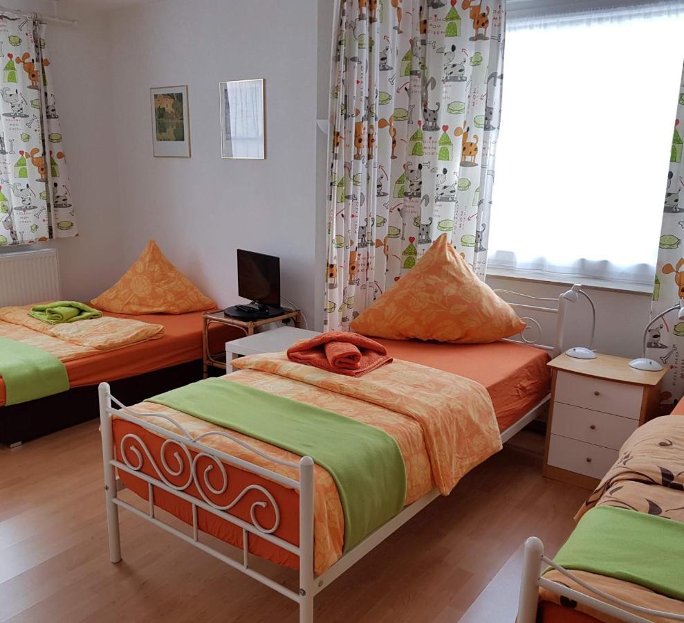 Ferienwohnungen Wie Im Sueden Großostheim Extérieur photo